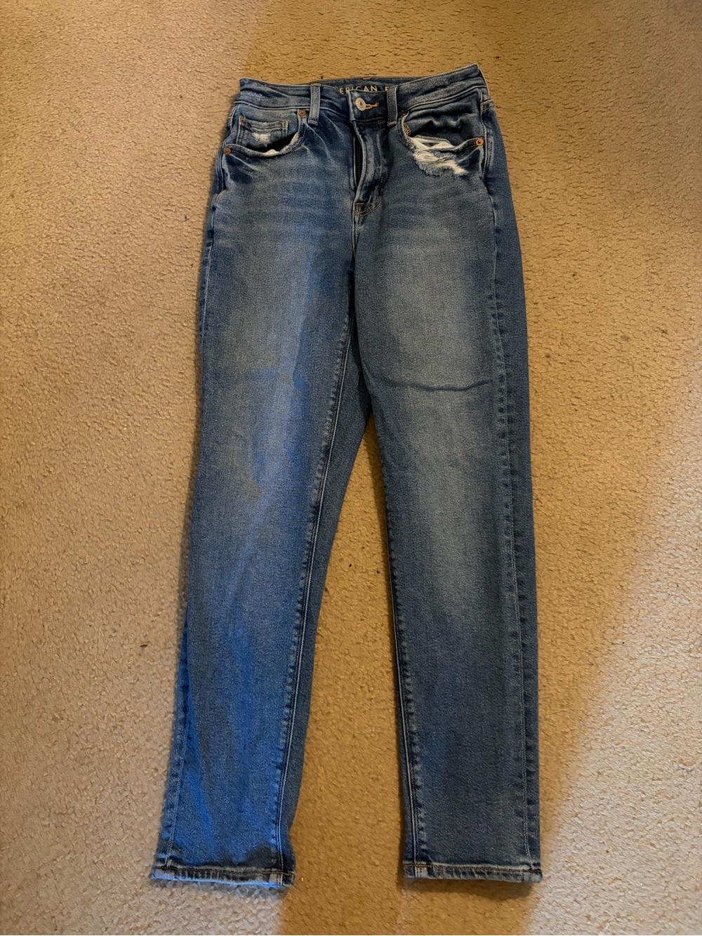 American eagle Distressed High-Rise Straight Leg Jeans - Medium Wash Blue